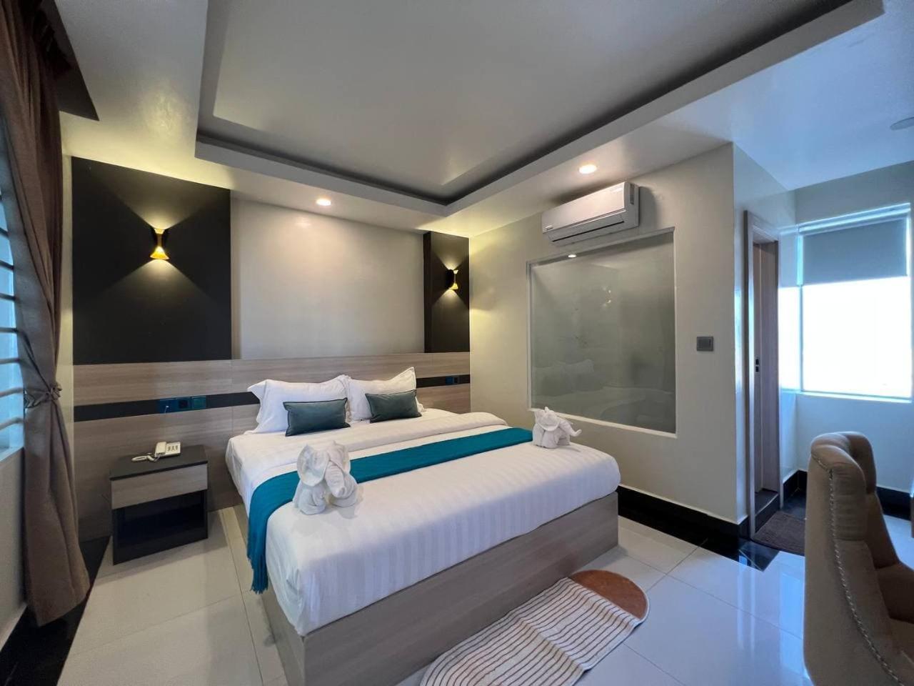 Twin Hotel Kampot Exteriör bild