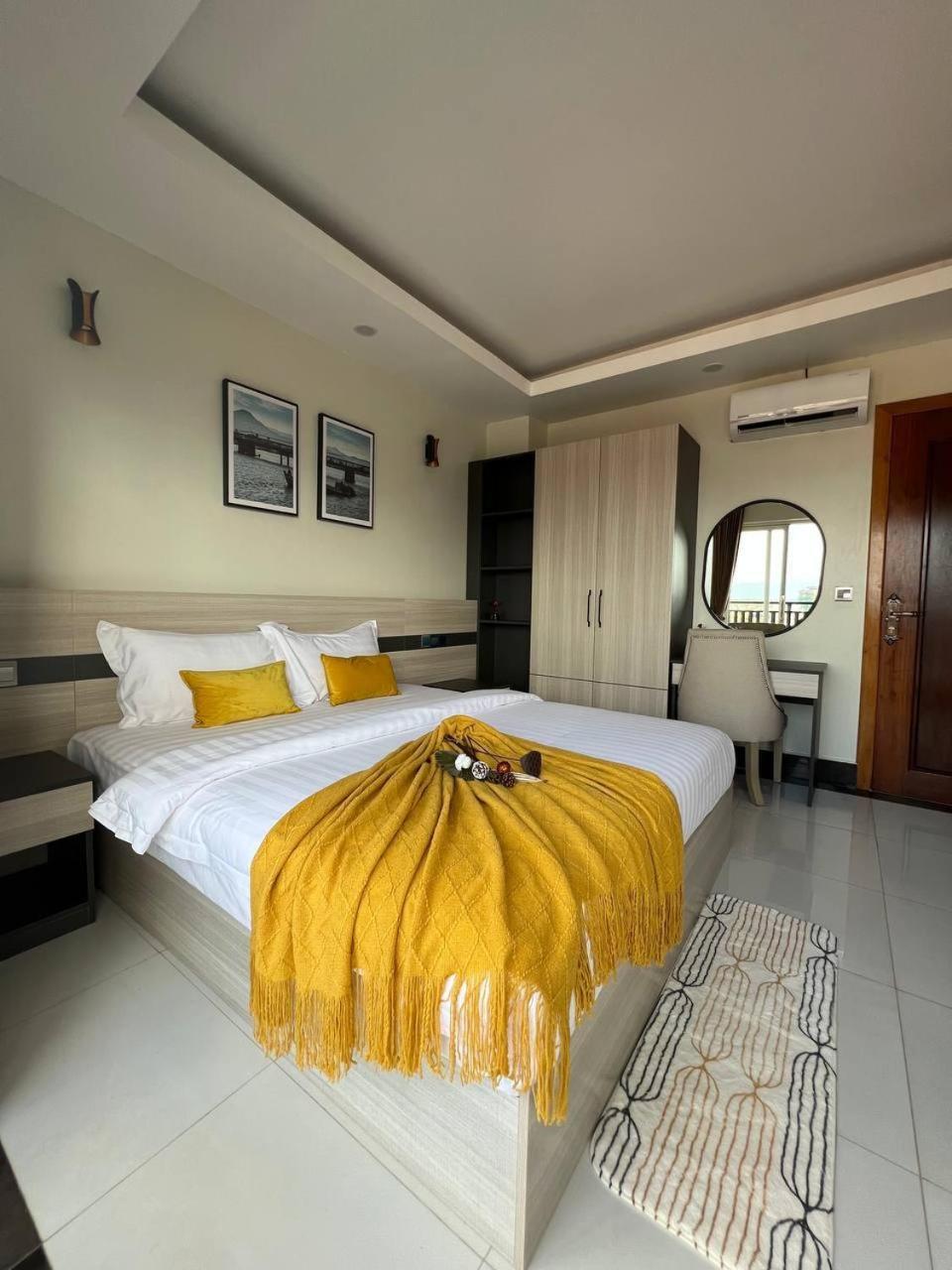 Twin Hotel Kampot Exteriör bild