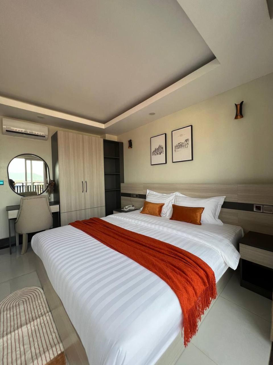 Twin Hotel Kampot Exteriör bild