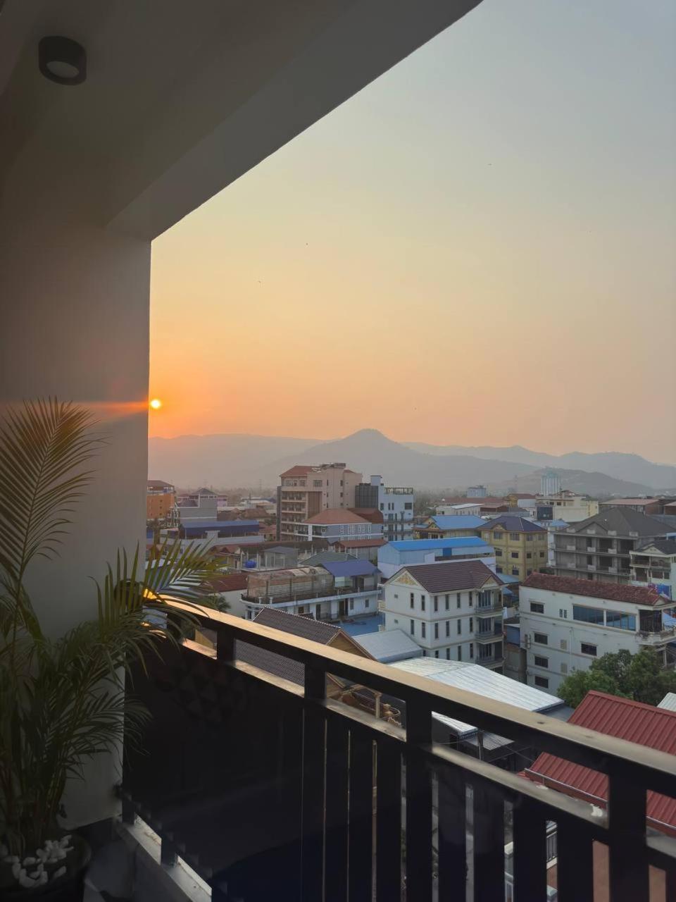 Twin Hotel Kampot Exteriör bild